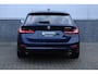 BMW 3-Serie Touring 330e Business Edition Plus Individual / Leder / LED /