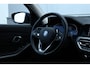 BMW 3-Serie Touring 330e Business Edition Plus Individual / Leder / LED /