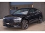 Audi Q3 Sportback 45 TFSI e S Edition | S-Line | Full Option | BTW | 1 Eigenaar | Dealer Onderhouden | Pano | Matrix LED | Sonos | 360 View | Sfeer | Virtual | 20 Inch | Climate | Stoelverwarming | Vol Leder | Keyless | ACC | Dode Hoek Detectie | Garantie
