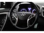 Hyundai i30 1.6 GDI Go! Plus 2015 | Airco | Navigatie | Cruise Control | Stoelverwarming | Stuurwiel Multifunctioneel | Climate Control | Lederen Bekleding | Achteruitrij Camera | Boekjes | 2 Sleutels | Nationale Autopas