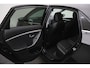 Hyundai i30 1.6 GDI Go! Plus 2015 | Airco | Navigatie | Cruise Control | Stoelverwarming | Stuurwiel Multifunctioneel | Climate Control | Lederen Bekleding | Achteruitrij Camera | Boekjes | 2 Sleutels | Nationale Autopas
