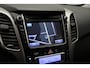Hyundai i30 1.6 GDI Go! Plus 2015 | Airco | Navigatie | Cruise Control | Stoelverwarming | Stuurwiel Multifunctioneel | Climate Control | Lederen Bekleding | Achteruitrij Camera | Boekjes | 2 Sleutels | Nationale Autopas