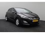Hyundai i30 1.6 GDI Go! Plus 2015 | Airco | Navigatie | Cruise Control | Stoelverwarming | Stuurwiel Multifunctioneel | Climate Control | Lederen Bekleding | Achteruitrij Camera | Boekjes | 2 Sleutels | Nationale Autopas
