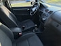 Volkswagen Touran 1.6-16V FSI 7 PERSOONS ( 2X !)