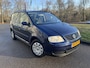 Volkswagen Touran 1.6-16V FSI 7 PERSOONS ( 2X !)