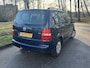 Volkswagen Touran 1.6-16V FSI 7 PERSOONS ( 2X !)
