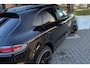 Porsche Macan 2.0, 245 PK, Pano, Facelift, PDLS+, Black exterieur-pakket!