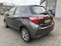 Toyota Yaris 1.5 HYBRID DESIGN CRUISE CAMERA CLIMA ELEK.RAMEN LM-VELGEN ALL SEASONS