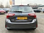 Toyota Yaris 1.5 HYBRID DESIGN CRUISE CAMERA CLIMA ELEK.RAMEN LM-VELGEN ALL SEASONS