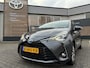 Toyota Yaris 1.5 HYBRID DESIGN CRUISE CAMERA CLIMA ELEK.RAMEN LM-VELGEN ALL SEASONS
