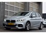 BMW 2-Serie Active Tourer 218i Centennial High Executive LED | Leder | Clima | Cruise | Camera | Afn. Trekhaak | Navi | HUD | M-Sport | PDC V+A Paasmaandag van 10:00 tot 16:00 geopend!
