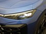 Volkswagen T-Roc 1.5eTsi/150PK R Line First Edition Black Style DSG · Navigatie · 360°Camera + Parkeersensoren · Stoel- & stuurverwarming · Garantie t/m 28-11-2025