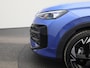 Volkswagen T-Roc 1.5eTsi/150PK R Line First Edition Black Style DSG · Navigatie · 360°Camera + Parkeersensoren · Stoel- & stuurverwarming · Garantie t/m 28-11-2025