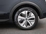 Kia Niro EV e-Niro DynamicPlusLine 64 kWh | Panoramadak | Camera | Stoel + Stuurverwarming | Navigatie |