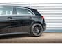 Mercedes-Benz A-klasse 180 Business Solution AMG Ambient Cruise Navigatie Camera Sportstoelen Leer LED 19" LMV