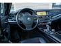 BMW 5-Serie Touring 530d High Executive Dakrail 20"L.M. Pano Koplampreiniging Parkeersensoren voor+achter