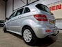 Mercedes-Benz B-klasse 180 116PK Business Class + Trekhaak|Airco|Cruise|PDC|Stoelverwarming|Leder/Stof