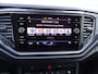 Volkswagen T-Roc 1.5 TSI Sport Automatische airco, apple carplay, android auto, navigatie voorbereiding, trekhaak, digitaal instrumenten paneel, sport uitvoering, parkeersensoren, enz.