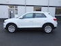 Volkswagen T-Roc 1.5 TSI Sport Automatische airco, apple carplay, android auto, navigatie voorbereiding, trekhaak, digitaal instrumenten paneel, sport uitvoering, parkeersensoren, enz.