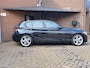 BMW 1-Serie 116i High Executive M-Sport Pakket / Car Play / Cruise Controle / Bluetooth / Stoelverwarming /