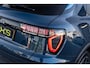 Lynk & Co 01 1.5 Plug-in Hybrid | Luxe SUV met 1.800 kg trekvermogen | Elektrisch verstelbare bestuurderstoel met geheugenfunctie | Elektrisch schuif/kanteldak | Panoramadak | Keyless Entry | Adaptive Cruise Control | Elektrisch bedienbare achterklep | 360 Graden Camera | Infinity Audio Systeem | Lichtmetalen Velgen 20 inch | Apple Carplay/Android Auto | Stoelverwarming | Achteruitrijcamera