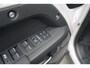 Land Rover Defender 110 P300e 110 Dynamic SE Edition | Schuif/Kantel Dak | Cold Climate Pack | Elektrische Trekhaak | Extended Black Pack |