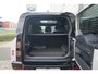 Land Rover Defender 110 P300e 110 Dynamic SE Edition | Schuif/Kantel Dak | Cold Climate Pack | Elektrische Trekhaak | Extended Black Pack |