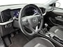 Opel Mokka 1.2 Elegance 100pk | Navigatie via Apple Carplay/Android Auto | Climate Control | Cruise Control | Achteruitrijcamera | Parkeersensoren Achter | 17" Lichtmetalen Velgen | LED Koplampen |