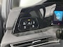 Volkswagen Golf 1.4 eHybrid Style / AUTOMAAT/ PANO/ IQ LIGHT/ HEAD-UP DISPLAY/ KEYLESS/ ELEKTR. STOEL/ DIGITAL DASH/ ADAPT. CRUISE/ PARK. SENSOREN + CAMERA/ RIJ-MODI/ NAVI/ STOEL VERWARM.