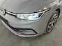 Volkswagen Golf 1.4 eHybrid Style / AUTOMAAT/ PANO/ IQ LIGHT/ HEAD-UP DISPLAY/ KEYLESS/ ELEKTR. STOEL/ DIGITAL DASH/ ADAPT. CRUISE/ PARK. SENSOREN + CAMERA/ RIJ-MODI/ NAVI/ STOEL VERWARM.
