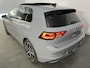 Volkswagen Golf 1.4 eHybrid Style / AUTOMAAT/ PANO/ IQ LIGHT/ HEAD-UP DISPLAY/ KEYLESS/ ELEKTR. STOEL/ DIGITAL DASH/ ADAPT. CRUISE/ PARK. SENSOREN + CAMERA/ RIJ-MODI/ NAVI/ STOEL VERWARM.