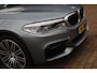 BMW 5-Serie Touring 520d High Executive Aut. | M-Pakket | Panorama | HUD | Virtual Dash | Stoelverwarming | Dealeronderhouden |