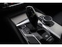 BMW 5-Serie Touring 520d High Executive Aut. | M-Pakket | Panorama | HUD | Virtual Dash | Stoelverwarming | Dealeronderhouden |