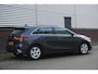 Kia Ceed 1.0 T-GDi 120PK DynamicLine/Geen Importauto/ All-Seasonbanden.