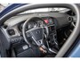 Volvo V40 T3 Polar+ Sport | Afneembare trekhaak | Panoramadak | Premium Audio by Harman Kardon | Navigatie | Parkeercamera | Parkeersensoren voor en achter | Volvo on Call | Keyless Entree | Volvo Guard Alarm