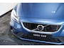 Volvo V40 T3 Polar+ Sport | Afneembare trekhaak | Panoramadak | Premium Audio by Harman Kardon | Navigatie | Parkeercamera | Parkeersensoren voor en achter | Volvo on Call | Keyless Entree | Volvo Guard Alarm
