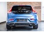 Volvo V40 T3 Polar+ Sport | Afneembare trekhaak | Panoramadak | Premium Audio by Harman Kardon | Navigatie | Parkeercamera | Parkeersensoren voor en achter | Volvo on Call | Keyless Entree | Volvo Guard Alarm