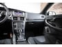 Volvo V40 T3 Polar+ Sport | Afneembare trekhaak | Panoramadak | Premium Audio by Harman Kardon | Navigatie | Parkeercamera | Parkeersensoren voor en achter | Volvo on Call | Keyless Entree | Volvo Guard Alarm