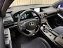 Lexus IS 300h Hybrid F-Sport Line Org.NL! / LFA Cockpit / Leder/Alcantara / Camera / Elek. Stoelen / Stoelverwarming / Cruise / 18'' LMV
