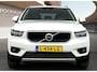 Volvo XC40 1.5 T3 Business Pro | Trekhaak | Keyless Entry + Start | Elektrische achterklep | Stoel + Stuurverwarming | Extra Getint Glas |