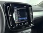 Volvo XC40 1.5 T3 Business Pro | Trekhaak | Keyless Entry + Start | Elektrische achterklep | Stoel + Stuurverwarming | Extra Getint Glas |