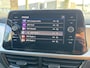 Volkswagen T-Roc 1.0 TSI Life Navi/ Pakeersensoren/ Carplay/ Airco/ 1e eigenaar