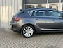 Opel Astra 1.6 Turbo Cosmo | Lichtmetaal | Climate | Navi | Parkeer sensoren |