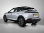 Peugeot e-2008 EV GT 50 kWh 136pk Automaat | Schuif-/Kantelkdak | Navigatie | Climate Control | Adaptieve Cruise Control | 17"LMV | LED | Camera | Stoelverwarming | Apple Carplay/Android Auto |
