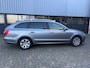 Skoda Superb Combi 1.8 TSI Elegance Business Line motor loopt onregelmatig in automaat en leer