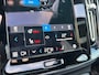 Volvo XC40 Single Motor Extended Range Ultimate 82 kWh | Panoramadak | Harman/Kardon | Elektrische Stoelen | 360 Camera | Stoel/Stuur Verwarming |