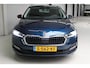 Skoda Octavia 1.0 e-TSI Business Edition Navigatie | Lichtmetalen velgen | El. achterklep | Cruise Control
