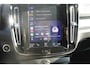 Volvo XC40 1.5 T3 R-Design Adaptieve cruise control / Semi elektrisch wegklapbare trekhaak / Blis / Apple Carplay / Verwarmbare voorstoelen en verwarmbaar stuurwiel / Climate control