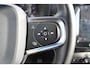 Volvo XC40 1.5 T3 R-Design Adaptieve cruise control / Semi elektrisch wegklapbare trekhaak / Blis / Apple Carplay / Verwarmbare voorstoelen en verwarmbaar stuurwiel / Climate control