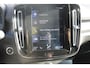Volvo XC40 1.5 T3 R-Design Adaptieve cruise control / Semi elektrisch wegklapbare trekhaak / Blis / Apple Carplay / Verwarmbare voorstoelen en verwarmbaar stuurwiel / Climate control
